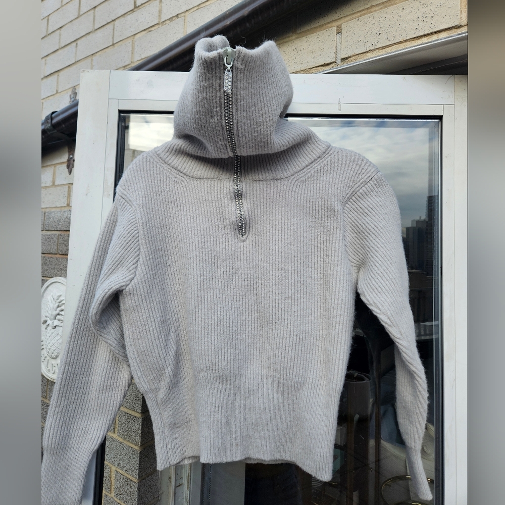 Grey Wool Sweater with rhinestones - size small - Picture 4 of 14